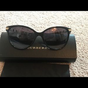 Burberry sunglasses
